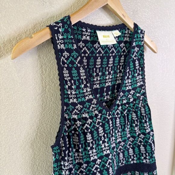 Maeve Anthropologie Embroidered Tank Top Blouse Womens Small Navy Green White - Picture 11 of 13